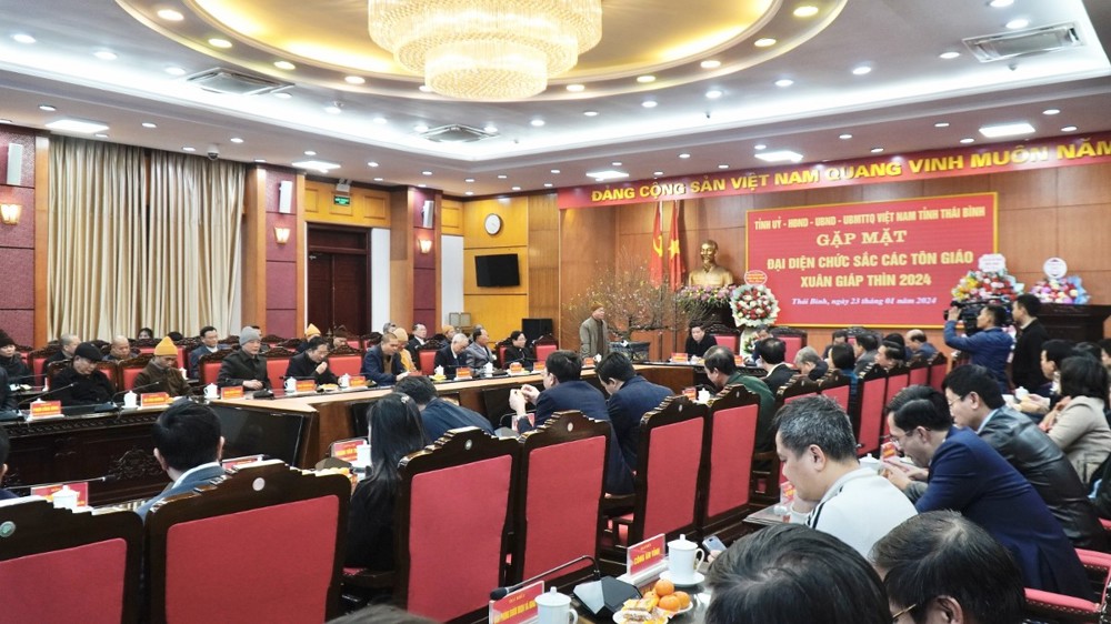 Thái Bình: Lãnh đạo tỉnh gặp mặt đại biểu chức sắc các tôn giáo nhân dịp Tết Giáp Thìn