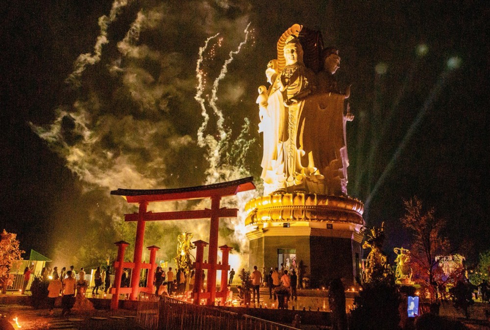 Thanh Hóa: Lễ yểm tâm an vị tôn tượng Tứ Diện Bồ Tát Quán Thế Âm lớn nhất Việt Nam