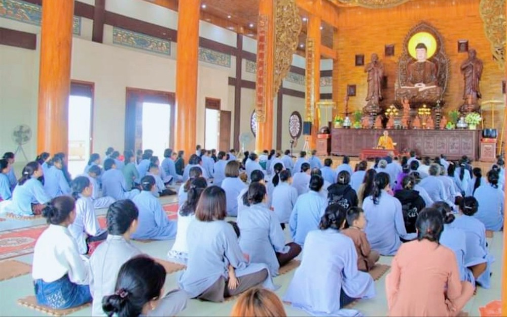 Hà Tĩnh: Chùa Giai Lam tổ chức khóa tu niệm Phật một ngày