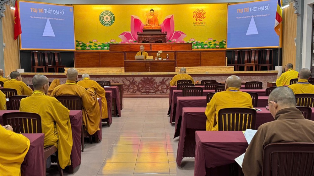 TP. HCM: Thượng tọa Thích Minh Nhẫn chia sẻ chuyên đề “Trụ trì trong bối cảnh truyền thông số và xã hội hiện đại” tại trường hạ thiền viện Quảng Đức