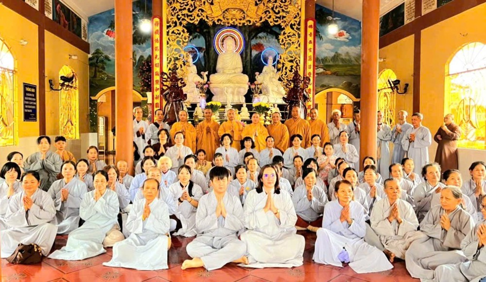 Vĩnh Long: Hạ trường Tăng chùa Lưỡng Xuyên tiếp đón phái đoàn chư Tôn đức Tăng Ni và Phật tử các tự viện