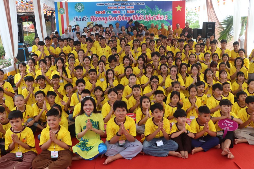 Bến Tre: Chùa Bảo Tâm khai mạc khóa tu mùa hè “Hương Sen Đồng khởi lần 03” dành cho các em thanh thiếu niên năm 2025
