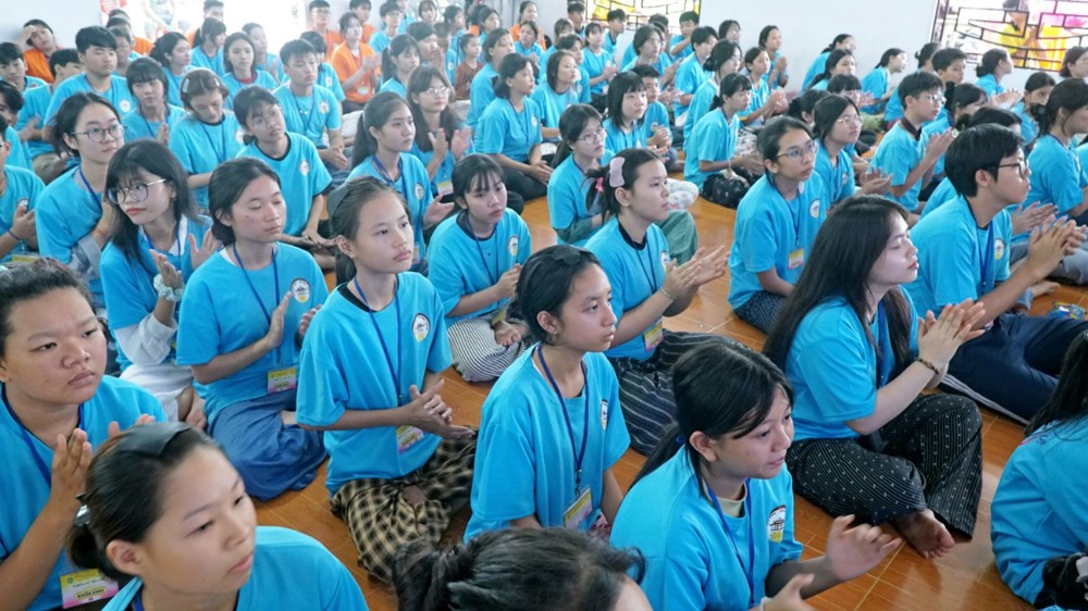 Tây Ninh: Khóa tu mùa hè “Thắp sáng niềm tin” chùa Pháp Hưng khép lại với nhiều cảm xúc lắng đọng