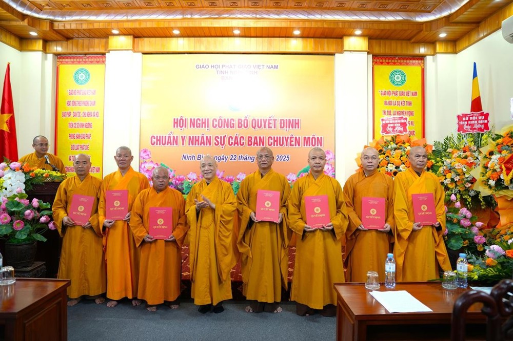 Phật giáo tỉnh Ninh Bình kiện toàn nhân sự các Ban chuyên môn – Hướng tới sự phát triển ổn định và đồng hành cùng dân tộc