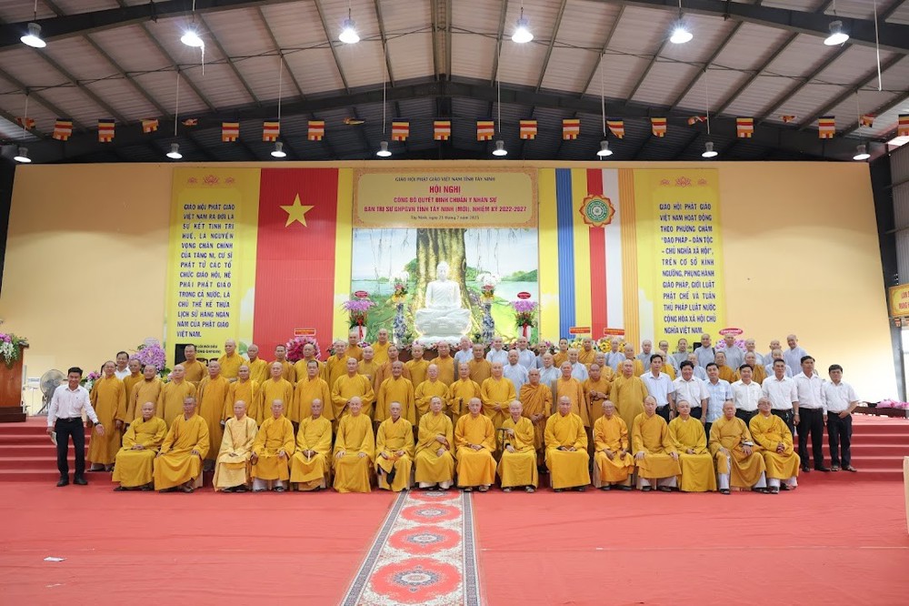 Tây Ninh: Hội nghị công bố Quyết định chuẩn y nhân sự BTS GHPGVN tỉnh Tây Ninh (mới), nhiệm kỳ 2022-2027