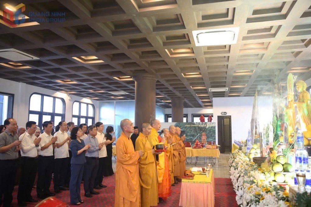 Quảng Ninh: Đại lễ cầu siêu, tưởng niệm 39 nạn nhân thiệt mạng trong vụ tai nạn giao thông đường thủy tại Vịnh Hạ Long