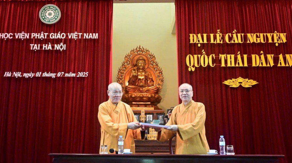 HT.Thích Quảng Tùng thăm và tuỳ hỷ cúng dường trường hạ Sóc Thiên Vương (Học viện Phật giáo Việt Nam tại Hà Nội)