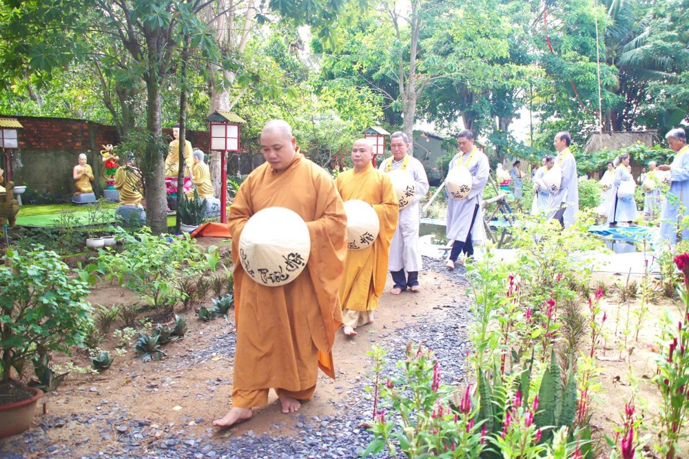 Đồng Tháp: Khoá tu “Một ngày an lạc” và lễ cầu nguyện nhân ngày Thương binh Liệt sĩ tại chùa Phước Hội