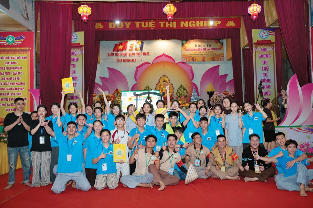 Thanh Hóa: Chương trình “Rung Chuông Pháp Hỷ” tại khóa tu Phật giáo với tuổi trẻ lần thứ 15