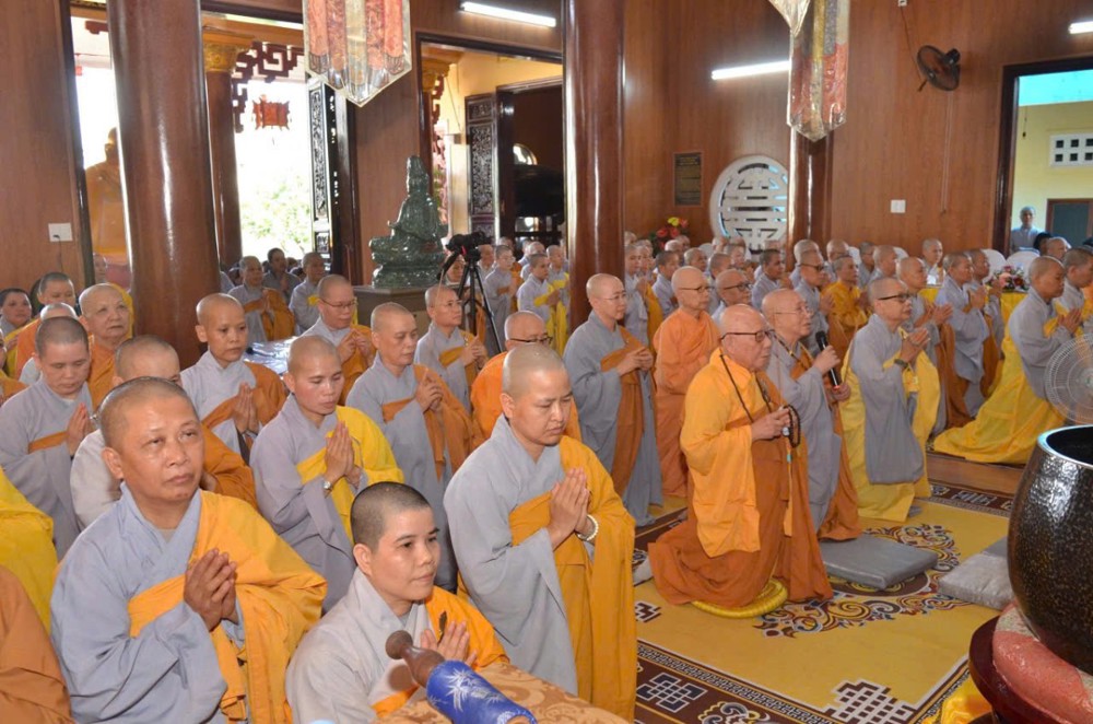 Đà Nẵng: Phân ban Ni giới Trung ương thăm chư Ni hành giả an cư tại Thành phố