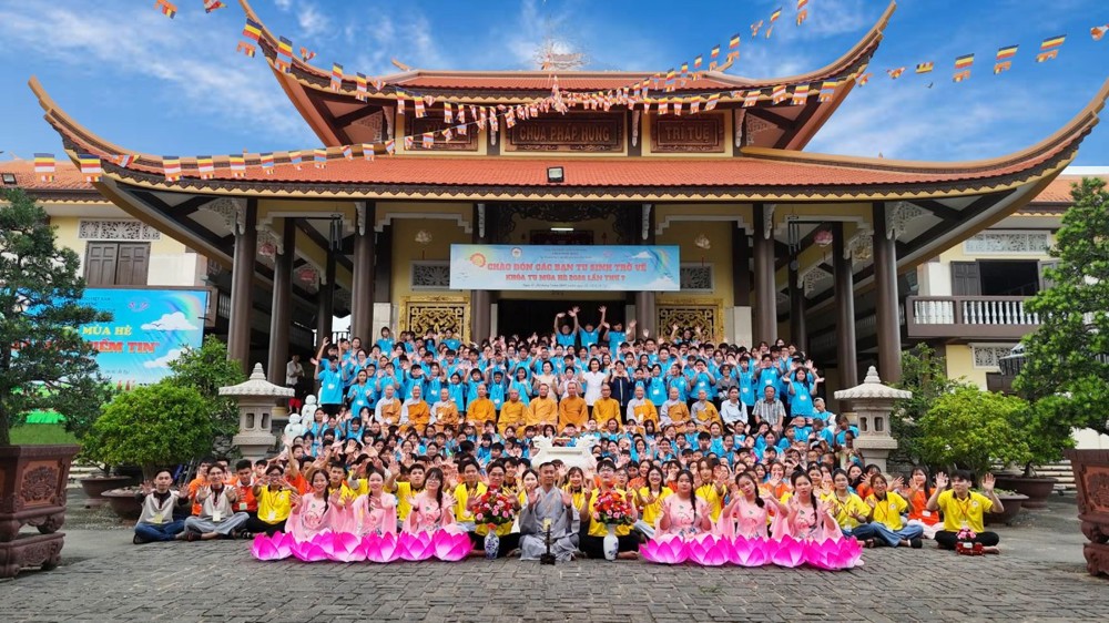 Tây Ninh: Gần 300 bạn trẻ tham dự Khóa tu mùa hè “Thắp sáng niềm tin” lần thứ 7 tại chùa Pháp Hưng
