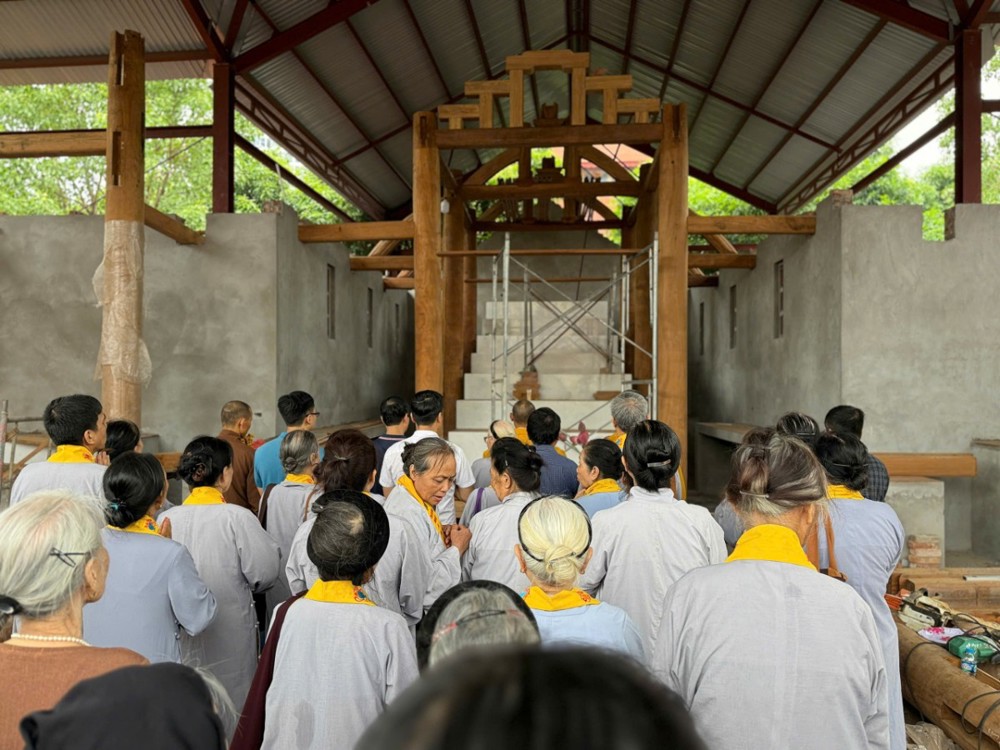 Phú Thọ: Lễ thượng lương ngôi Tam Bảo chùa Tích Sơn