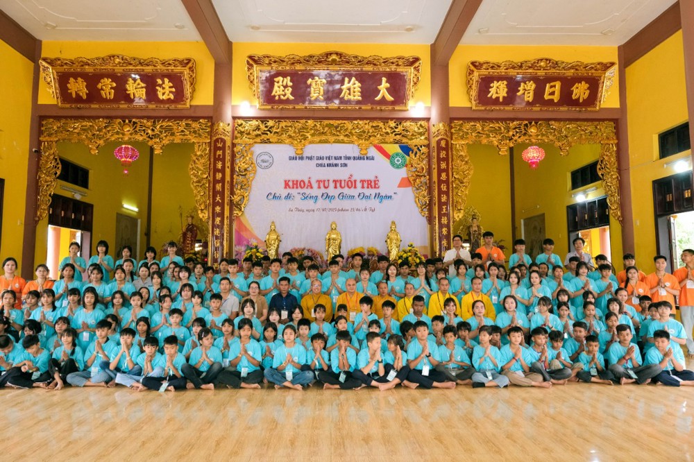 Quảng Ngãi: Chùa Khánh Sơn khai mạc khóa tu mùa hè "Sống đẹp giữa đại ngàn" 