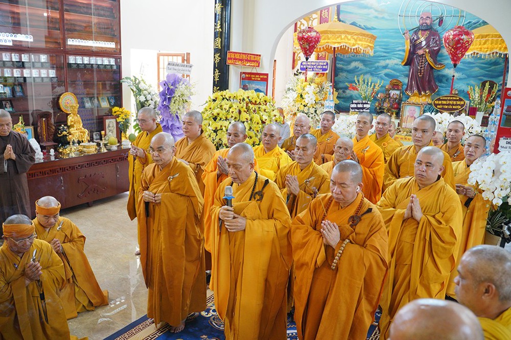 Tây Ninh: Ngày thứ 2 viếng tang Hòa thượng Thích Huệ Tâm