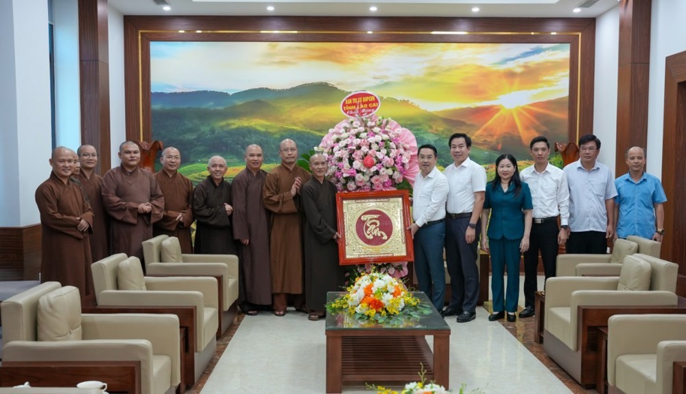 THƯỜNG TRỰC BAN TRỊ SỰ GHPGVN TỈNH LÀO CAI THĂM VÀ LÀM VIỆC VỚI CÁC CƠ QUAN LÃNH ĐẠO TỈNH