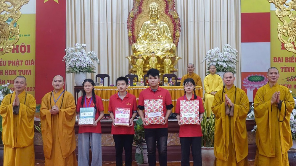 Quảng Ngãi: Bế mạc khóa tu mùa hè “Nuôi Con Khôn Lớn” tại chùa Huệ Chiếu