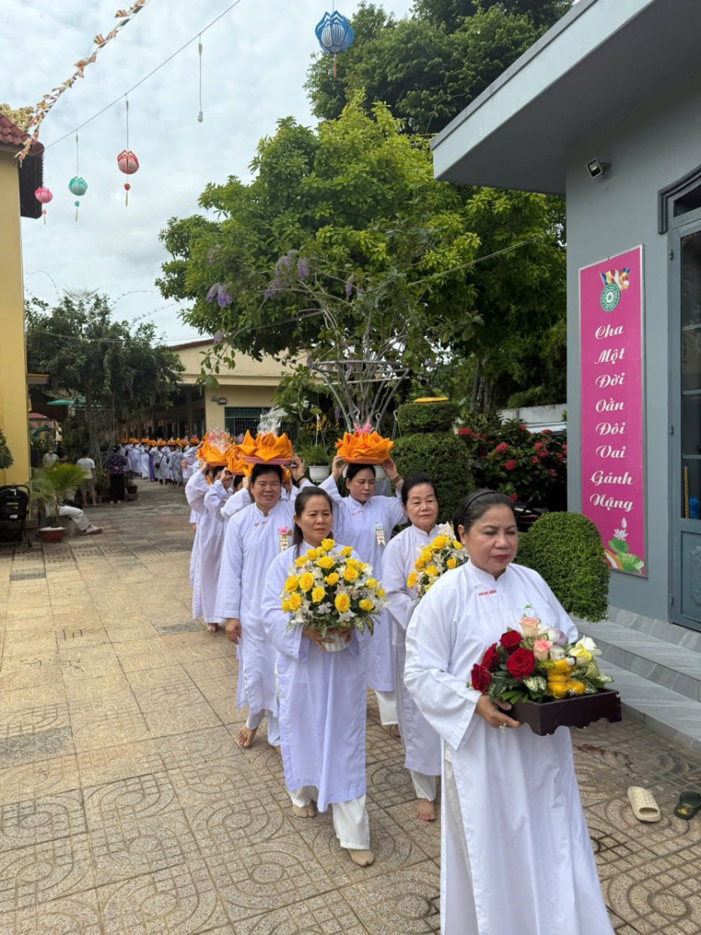Tây Ninh: chùa Linh Quang long trọng tổ chức Đại Lễ Vu lan Báo hiếu và Dâng Pháp y Ca Sa