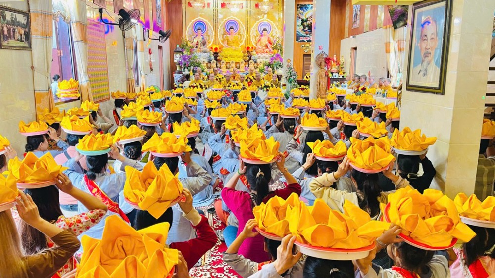 Cần Thơ: Chùa Khánh Hải tổ chức lễ An vị Phật và cúng dường Pháp y