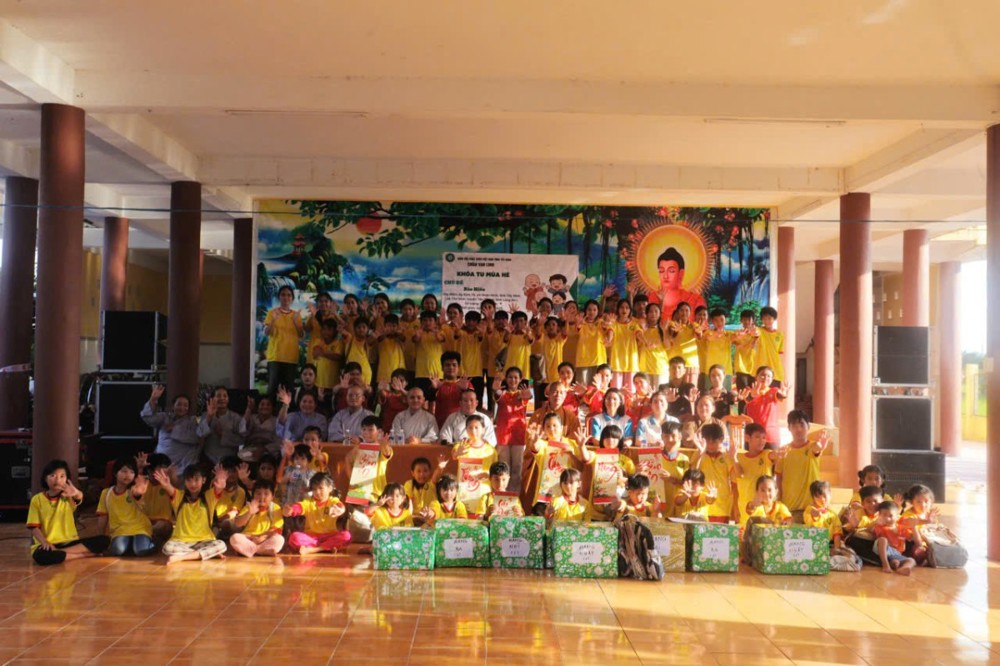 Tây Ninh: Chùa Vạn Linh tổ chức khóa tu mùa hè lần thứ 7 với chủ đề “Báo Hiếu”