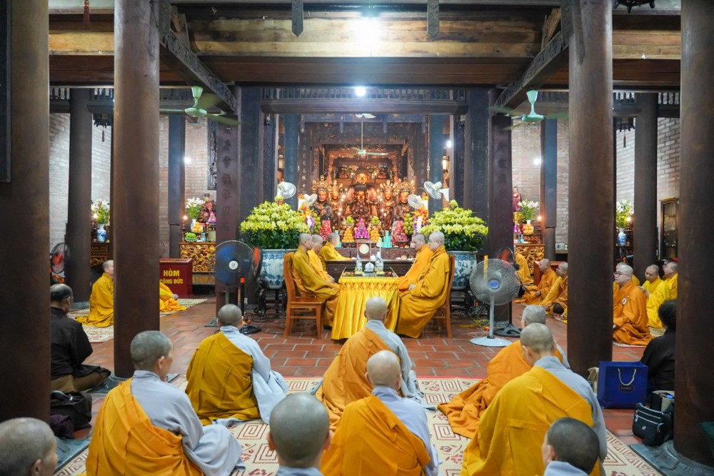 Trang nghiêm Lễ tạ pháp tại trường Hạ chùa Bà Đá