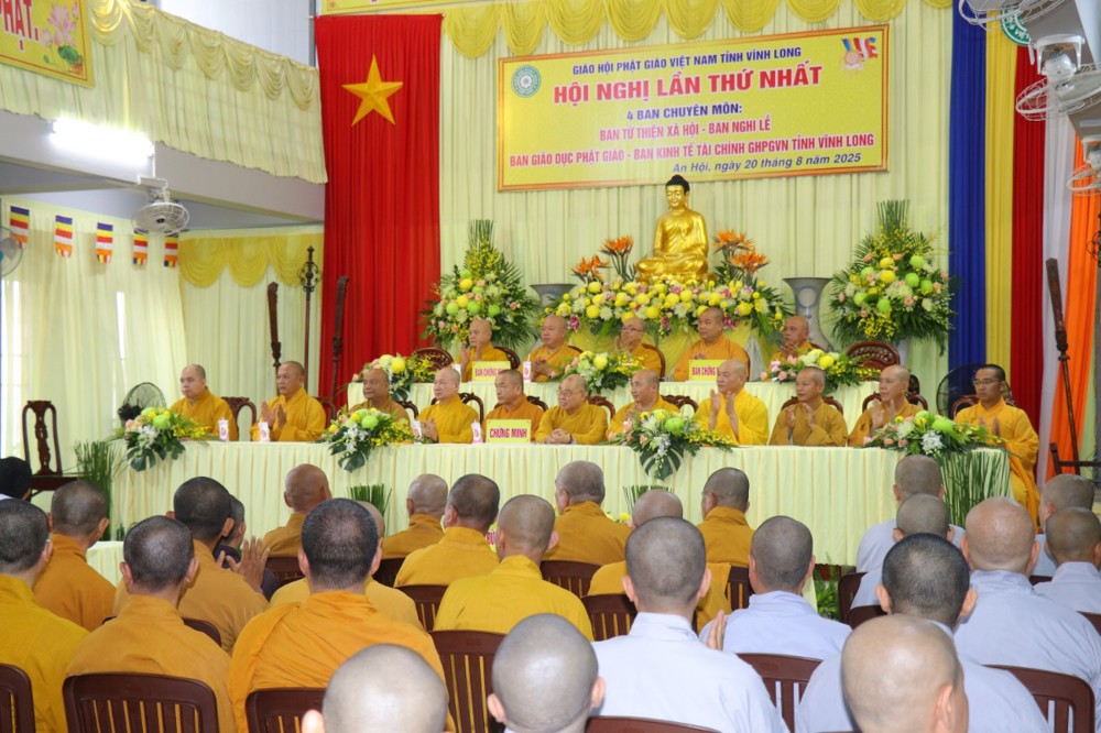 Vĩnh Long: Hội Nghị Lần thứ nhất ra mắt 4 Ban chuyên môn - Ban Giáo dục Phật giáo, Ban Từ thiện xã hội, Ban Nghi lễ, Ban Kinh tế tài chính, trực thuộc BTS GHPGVN tỉnh   