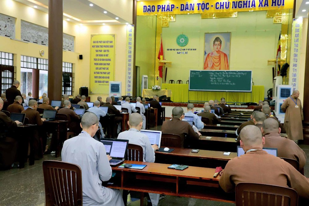 TP.HCM: Trường Trung cấp Phật học khu vực Bình Dương cũ tổ chức kỳ thi cuối khóa