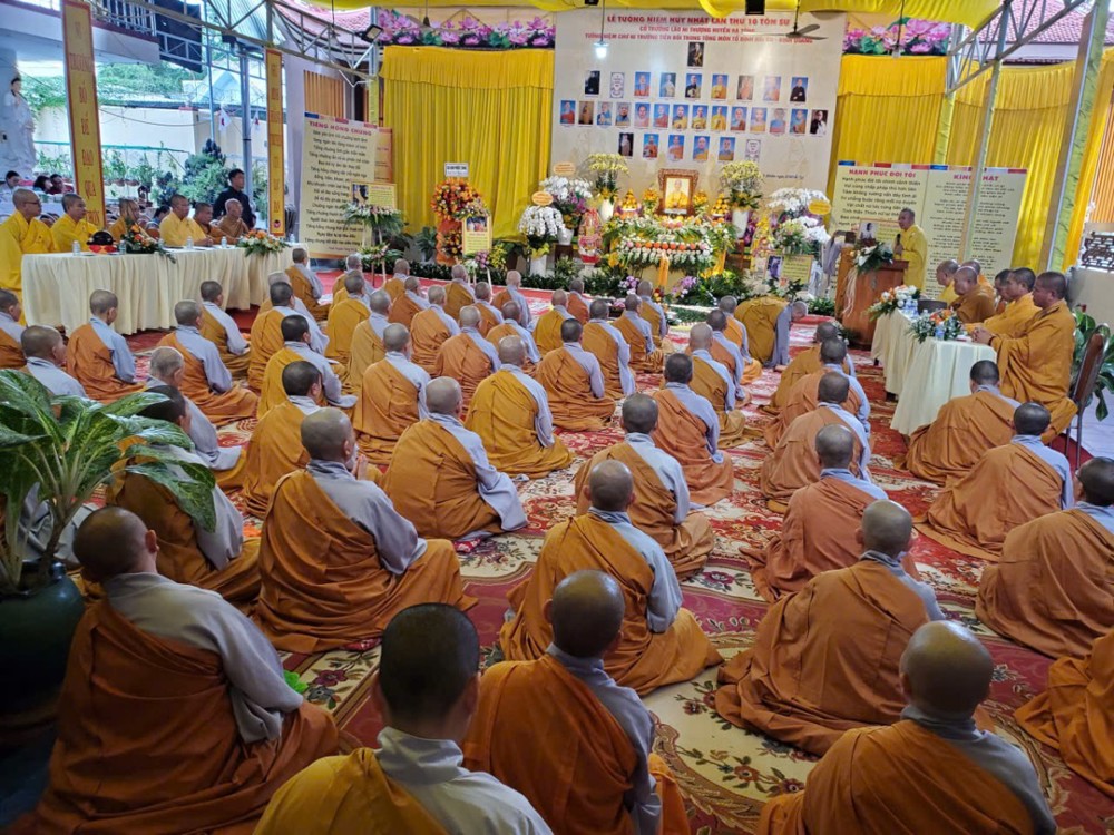 Lâm Đồng: Trang nghiêm tưởng niệm 10 năm húy nhật Ni trưởng Thích Nữ Huyền Tông và quý Ni Trưởng tiền bối Tông môn Hải Ấn- Bình Quang