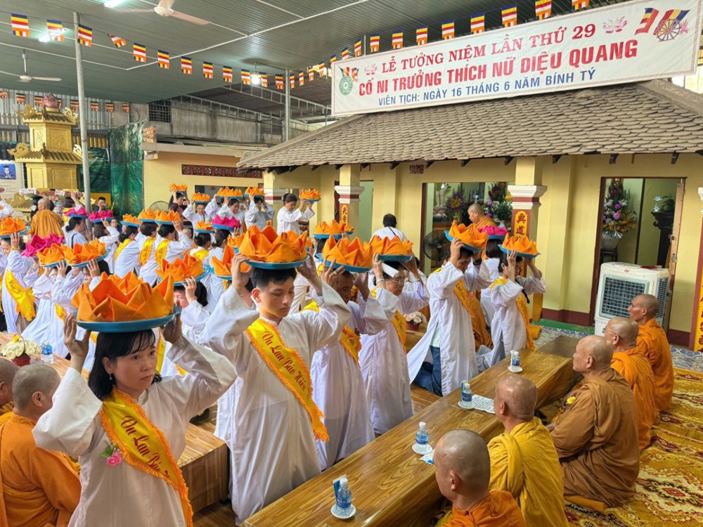Tây Ninh: Tịnh xá Ngọc Quang  trang nghiêm tổ chức Đại lễ Vu Lan Báo Hiếu, Dâng Pháp Y Ca Sa và Tưởng niệm lần thứ 29 cố Ni trưởng Thích nữ Diệu Quang viên tịch