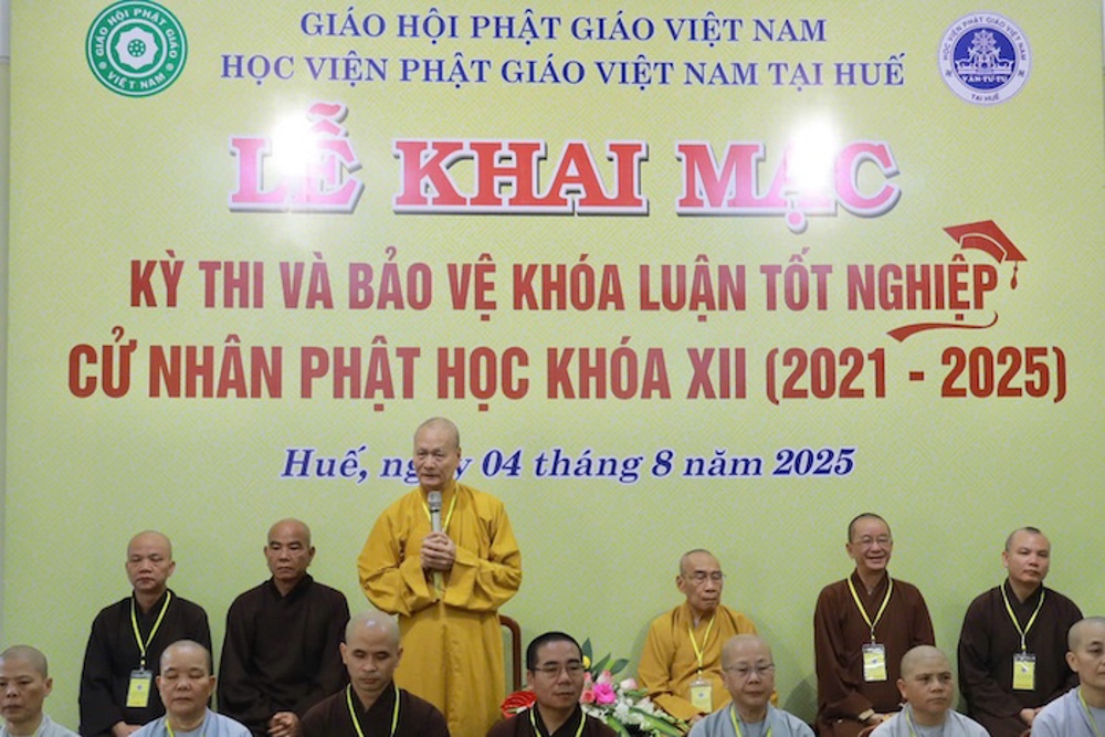 Học viện PGVN tại Huế khai mạc kỳ thi và bảo vệ khoá luận Tốt nghiệp Cử nhân khoá XII (2021 – 2025)
