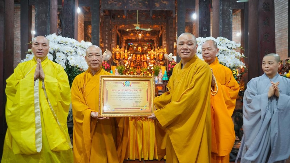 Ban thường trực BTS GHPGVN thành phố Hà Nội cùng đại diện các cơ quan tiếp tục chuyến thăm các Trường hạ