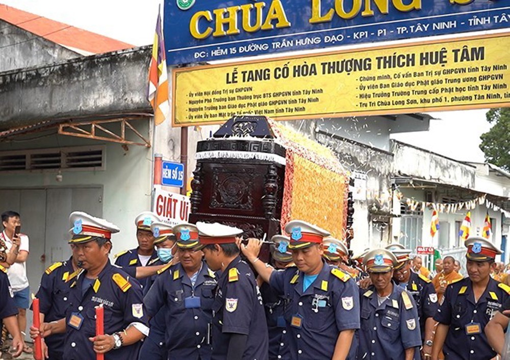Tây Ninh: Lễ truy niệm và phụng tống kim quan Hòa thượng Thích Huệ Tâm trà tỳ