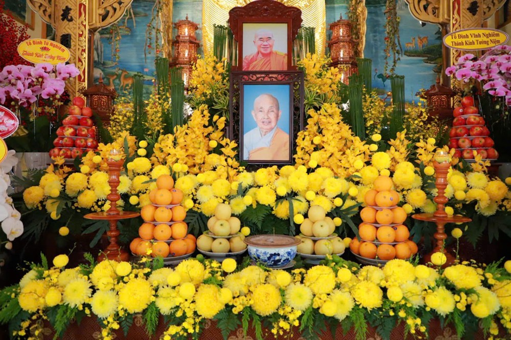 TP.HCM: Lễ dâng Y Ca-sa và tưởng niệm 10 năm ngày viên tịch Đại lão HT.Thích Tâm Châu, húy kỵ lần thứ nhất NT.Thích Nữ Như Giác tại Quan Âm tu viện