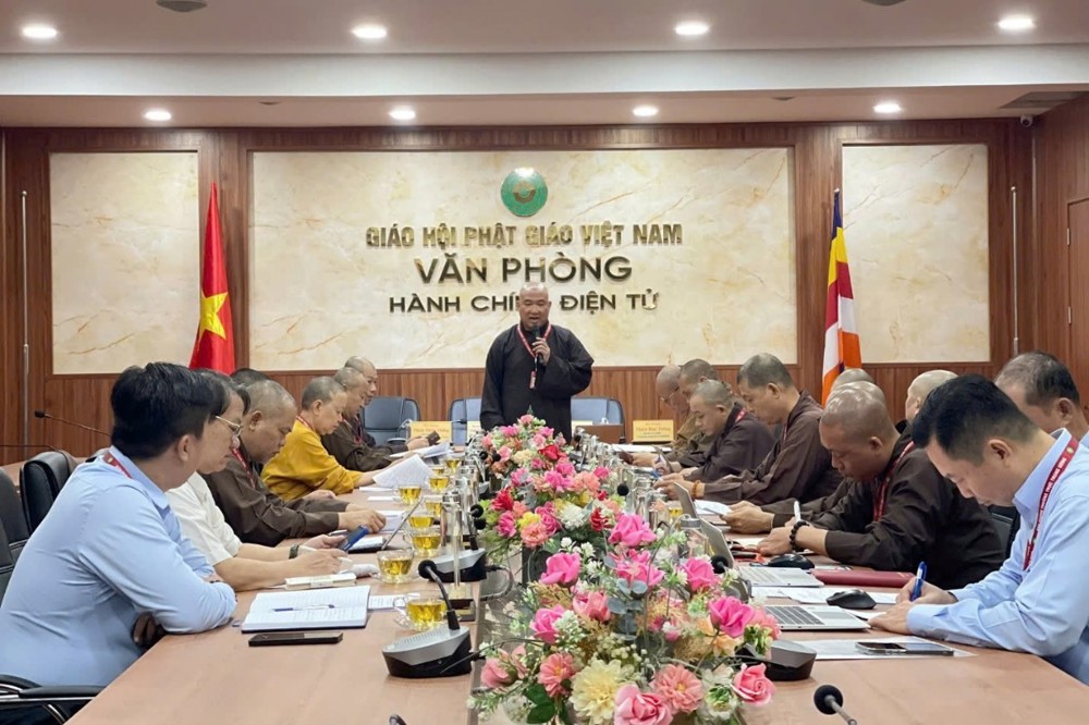 TP.HCM: Văn phòng 2 Trung ương Giáo hội họp kỳ 6, báo cáo công tác sáp nhập BTS các tỉnh, thành và chuẩn bị lễ bế giảng khóa An cư kiết hạ PL.2569