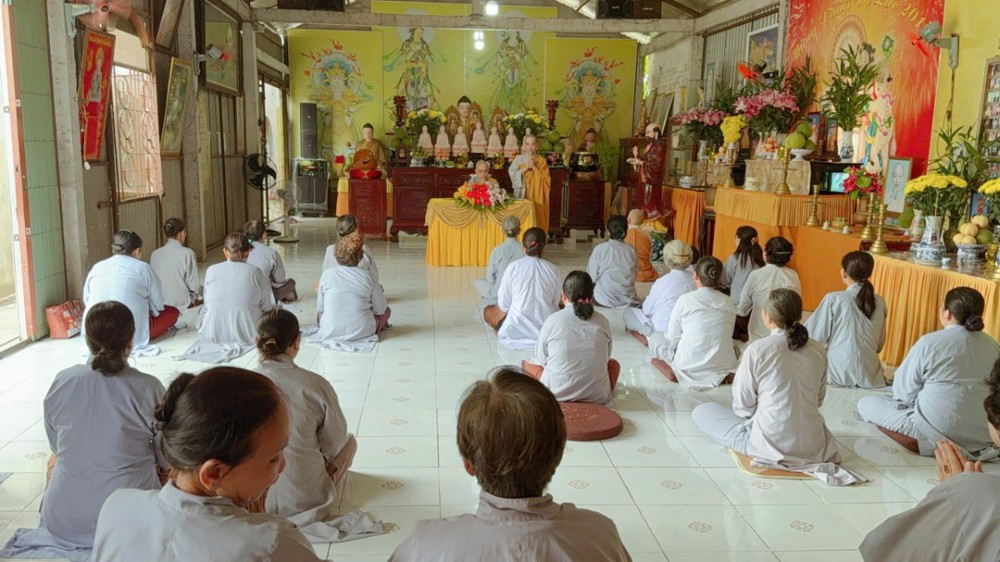 Vĩnh Long: Chùa Quan Âm tổ chức khóa tu “Một Ngày An Lạc” lần thứ 3