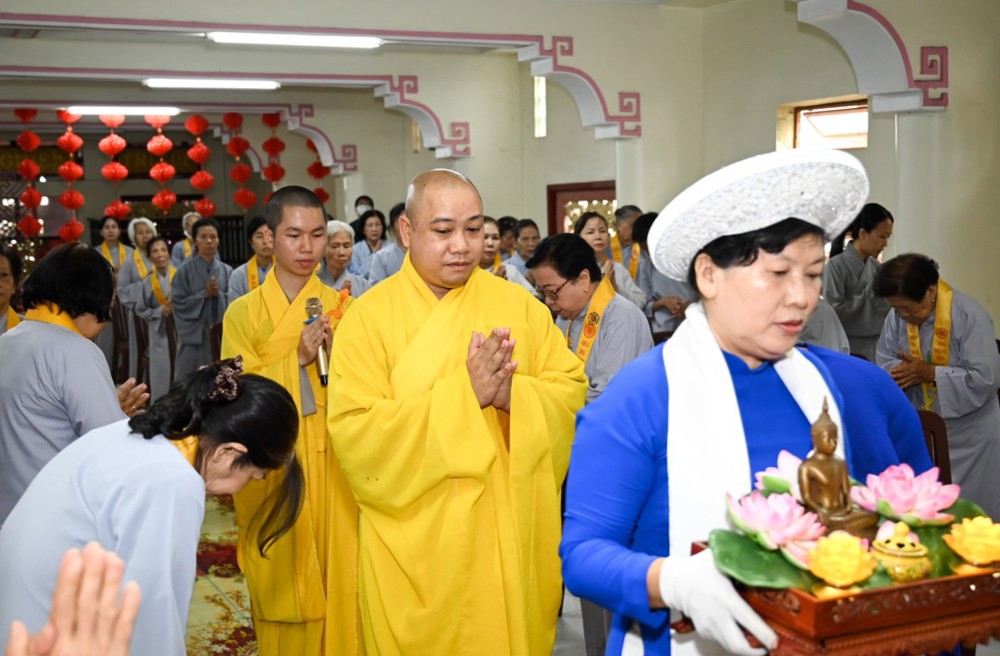 TP.HCM: Đại đức Thích Đức Lộc chia sẻ pháp thoại “Ý nghĩa cầu an và cầu siêu” tại chùa Hòa Khánh