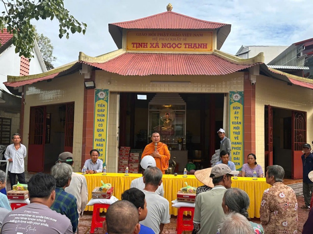 An Giang: Tịnh xá Ngọc Thạnh trao tặng 100 phần quà từ thiện nhân mùa Vu lan