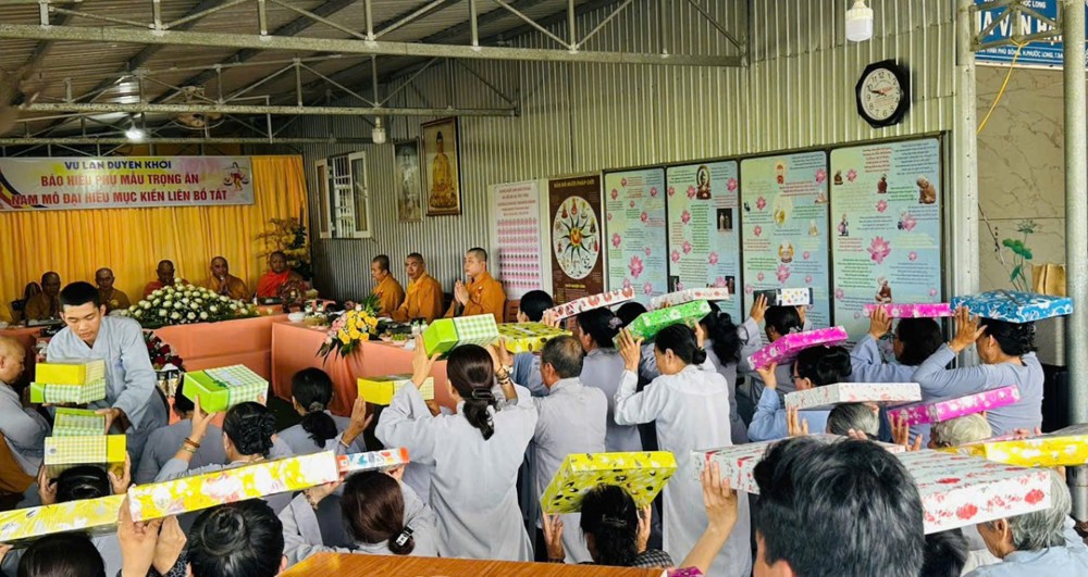 Cà Mau: Trang nghiêm Đại lễ Vu Lan báo hiếu tại Đạo tràng Vạn Hạnh
