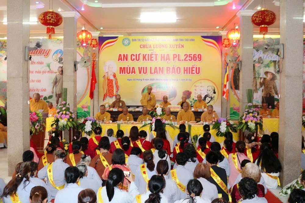 Vĩnh Long: Ban Trị sự Phật giáo tỉnh bế giảng khóa An cư Kiết hạ PL.2569 tại chùa Lưỡng Xuyên