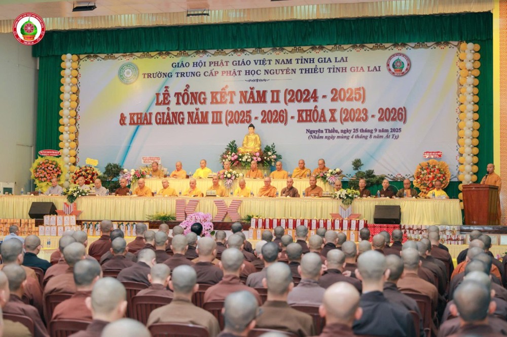 Trường Trung cấp Phật học Nguyên Thiều tỉnh Gia Lai tổng kết năm II và khai giảng năm III khóa X