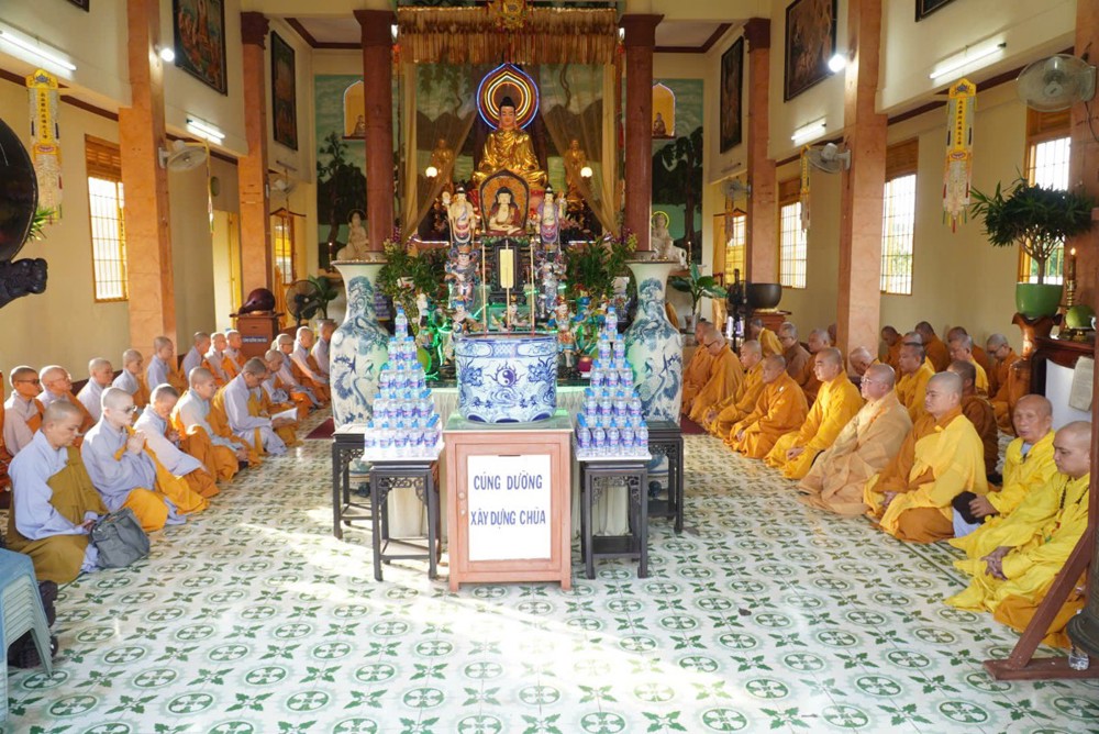 Đồng Tháp: Phật giáo Khu vực VII tổ chức Bố tát tập trung và họp lệ tháng Tám năm Ất Tỵ