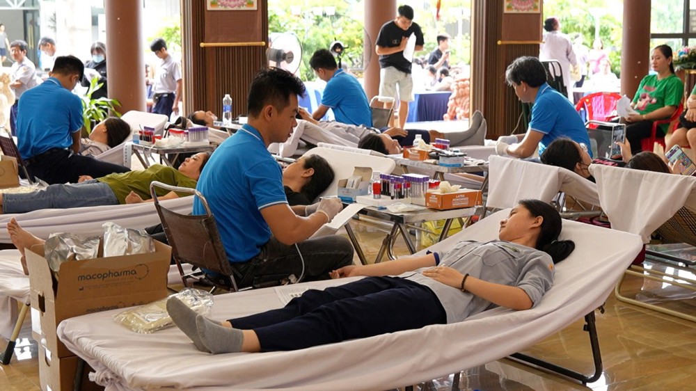 TP.HCM: Hơn 200 người tham gia hiến máu tình nguyện tại chùa Thiên Chánh nhân mùa Vu Lan báo hiếu