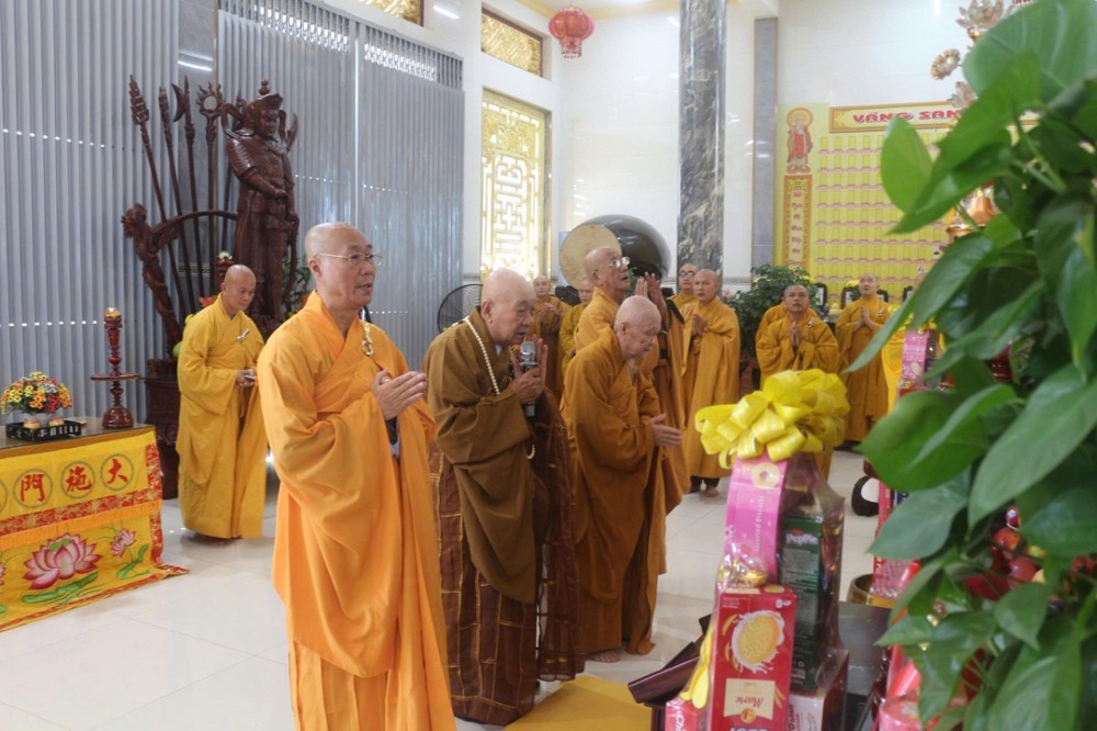TP.HCM: Lễ bố-tát định kỳ lần thứ 6 của chư Tăng tại chùa Thiền Lâm (phường Chánh Hưng)
