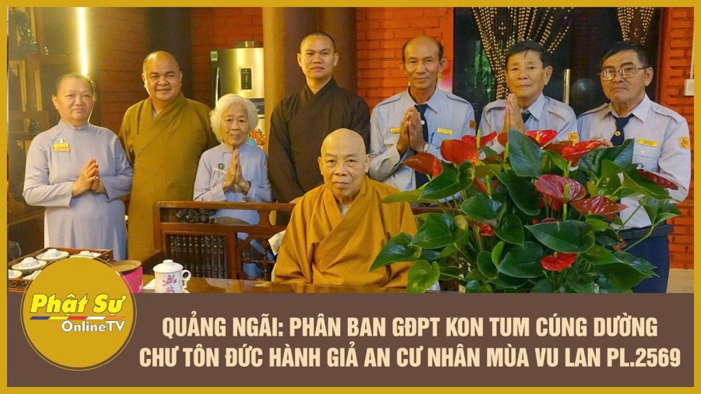 [Video] Quảng Ngãi: Phân ban Gia đình Phật tử Kon Tum cúng dường chư Tôn đức hành giả an cư nhân mùa Vu lan PL.2569