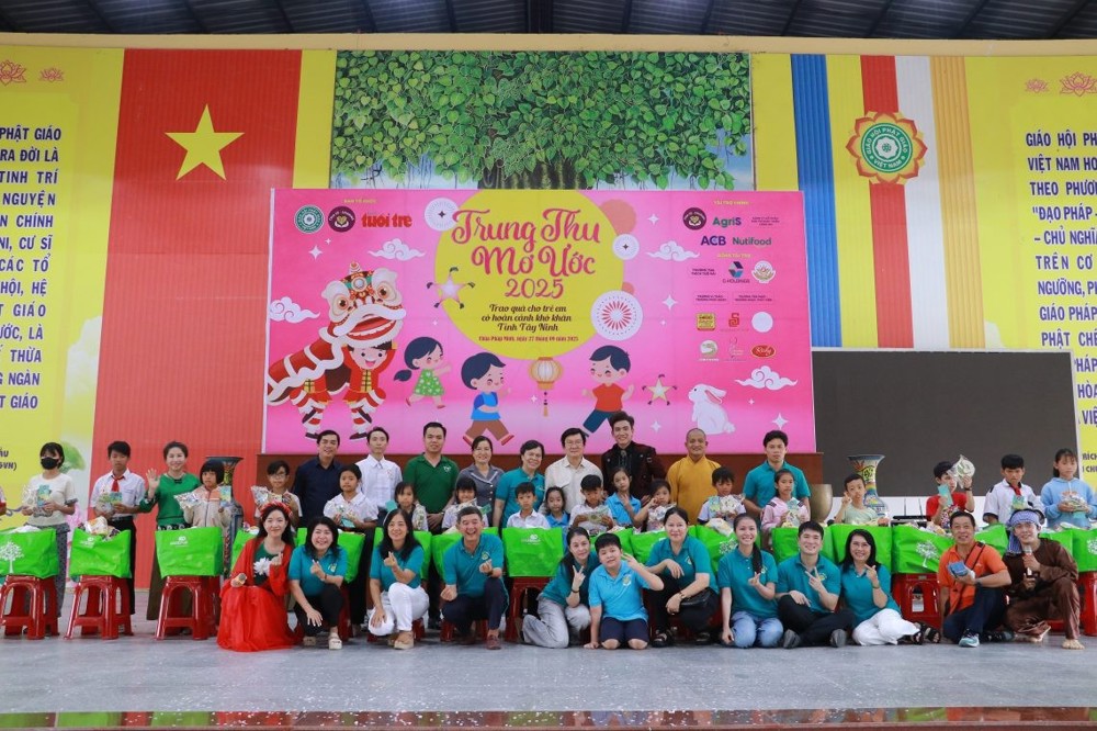Tây Ninh: Chương trình "Trung thu mơ ước năm 2025" tại chùa Pháp Minh