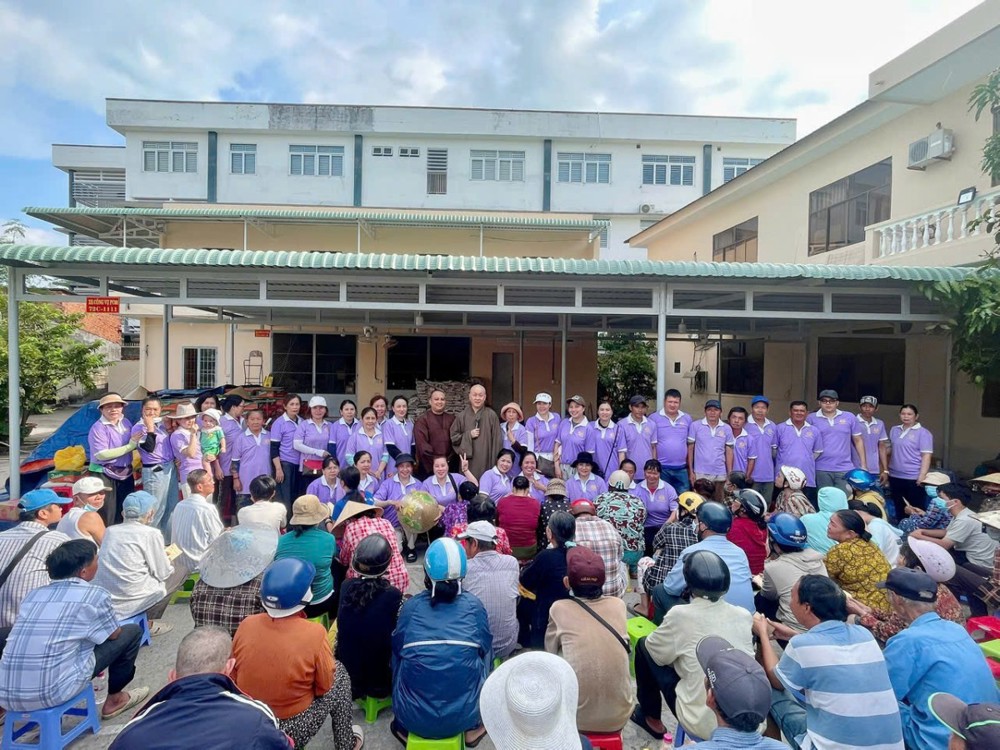 TP.HCM: Chùa Sơn Bửu trao tặng 830 phần quà mùa Vu Lan