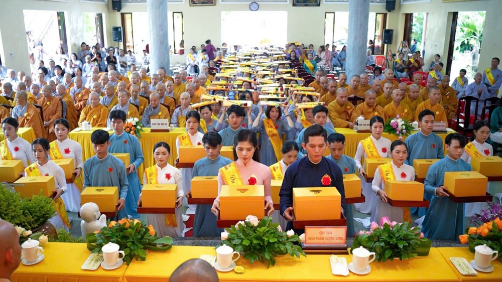 Cần Thơ: Chùa Vi Phước trang nghiêm tổ chức Đại lễ Vu Lan báo hiếu và dâng cúng pháp y Ca sa PL.2569