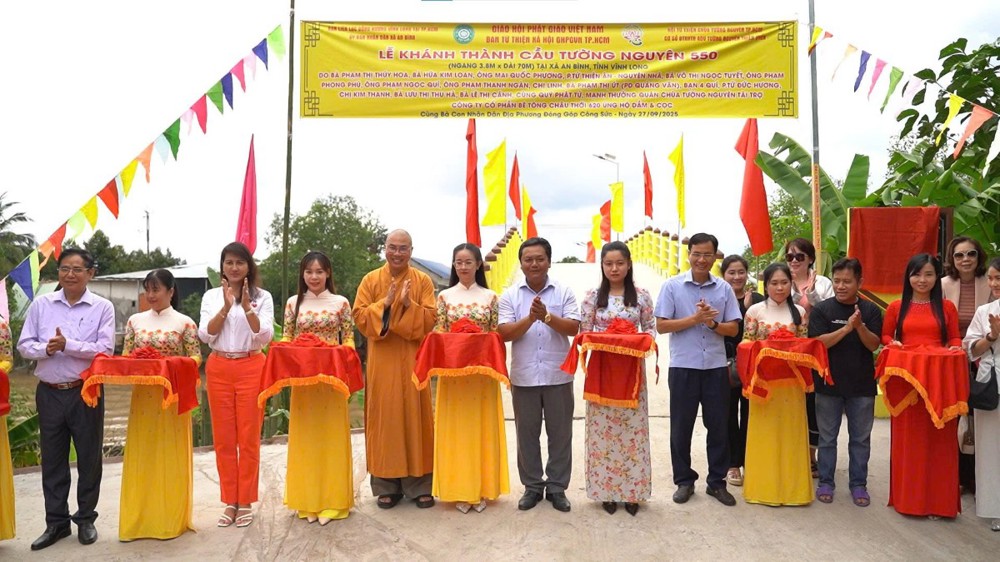 Hội từ thiện Tường Nguyên khởi công xây dựng và khánh thành cầu các tỉnh miền Tây