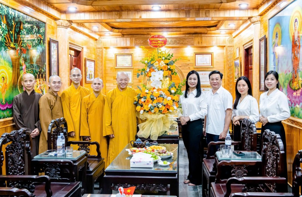 Thanh Hóa: Lãnh đạo Sở Dân tộc - Tôn giáo tỉnh chúc mừng Đại lễ Vu lan