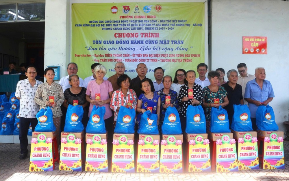 Lan tỏa yêu thương - Gắn kết cộng đồng mùa Vu Lan báo hiếu PL.2569