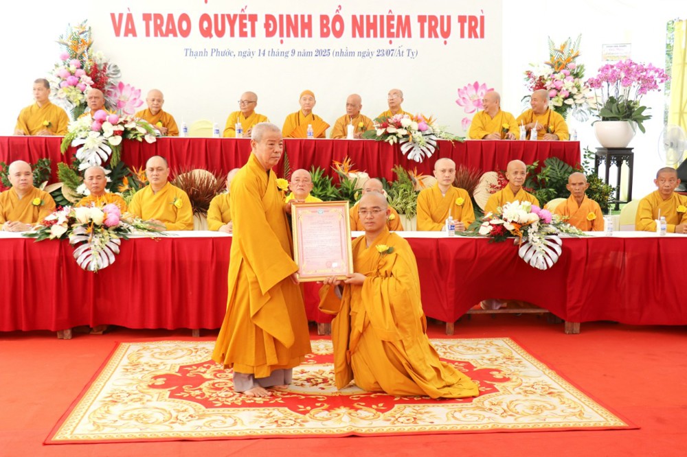 Vĩnh Long: Lễ trao Quyết định bổ nhiệm Đại đức Thích Tín Đức đảm nhận trụ trì chùa Phước Thiện